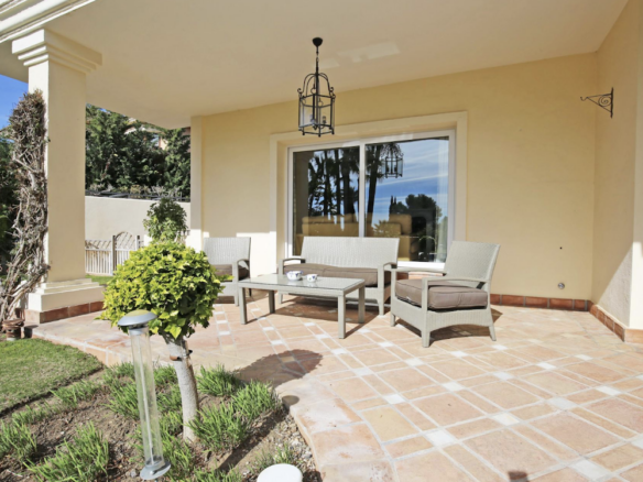 SOLD- Sierra Blanca (Marbella) 🏡 Classic Villa with Investment Potential! 🛠️