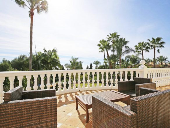 SOLD- Sierra Blanca (Marbella) 🏡 Classic Villa with Investment Potential! 🛠️