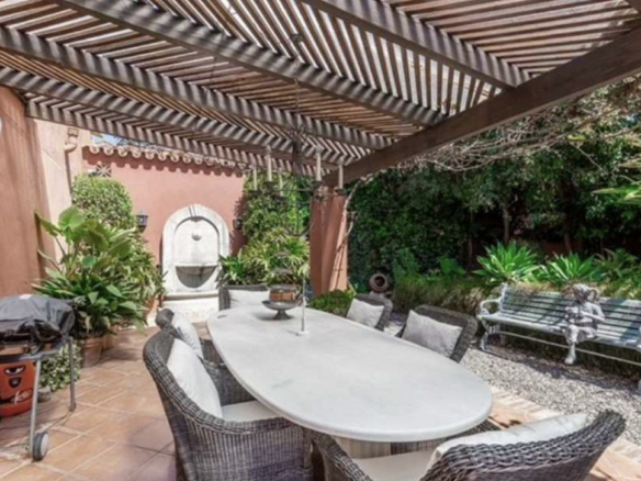 For sale -🏡 Spectacular Villa for Sale in Nueva Andalucia