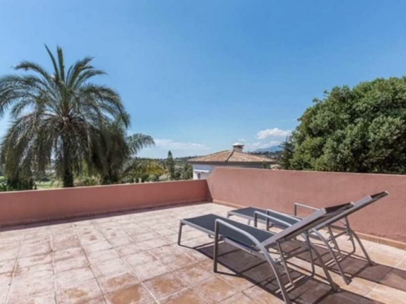 For sale -🏡 Spectacular Villa for Sale in Nueva Andalucia