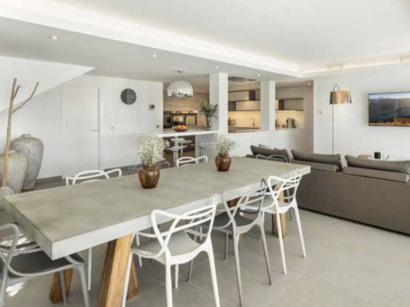 For sale 🏡 Modern Villa in Nueva Andalucia – Walk to Puerto Banus