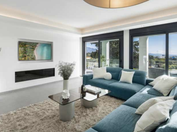 For sale 🏡 Modern Villa in Nueva Andalucia – Walk to Puerto Banus