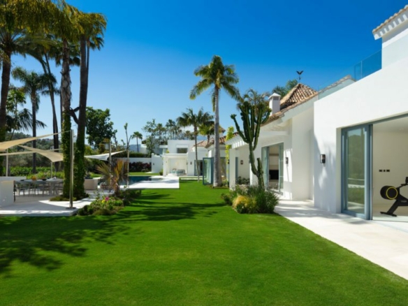 Luxury Dream Villa – For Rent – Gated community – Nueva Andalucia (Marbella)  – Max 14 Guests