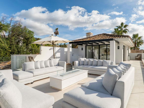 🌴 Luxury Villa for Rent  🏡 Nueva Andalucia, Marbella (Max 10 Guests)