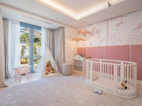 🏡 Luxury Villa Rental in Nueva Andalucía, Marbella (Max. 14 guests)