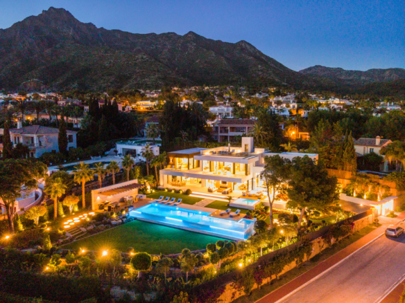 🌟 For Sale: Modern New  Villa in Sierra Blanca, Marbella Golden Mile 🌟