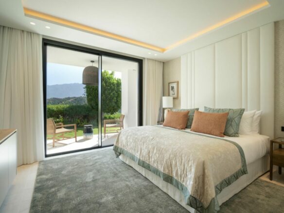🏡✨ UNIQUE LUXURY VILLA WITH UNPARALLELED VIEWS IN EL HERROJO 🌴🌊