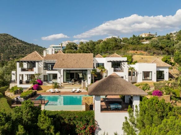For Sale: Modern Villa – 1st Line Golf in La Zagaleta ⛳🏡