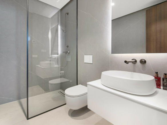 For short-term rent in Nueva Andalucía- Turnkey Modern villa -Sea views