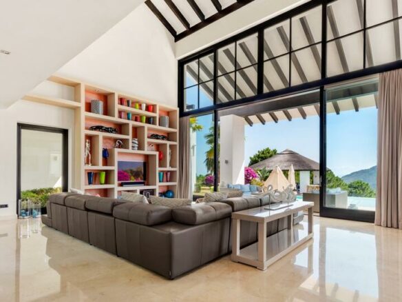 For Sale: Modern Villa – 1st Line Golf in La Zagaleta ⛳🏡
