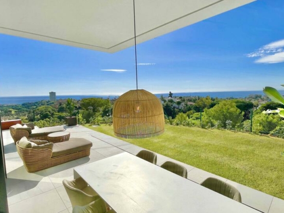 🏡 Brand new villa with breathtaking sea views in Rio Real Golf