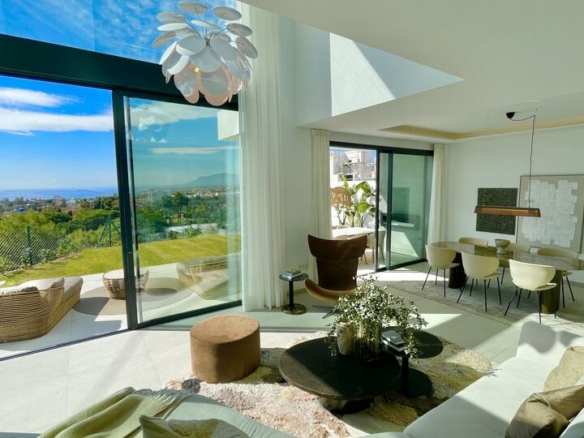 🏡 Brand new villa with breathtaking sea views in Rio Real Golf