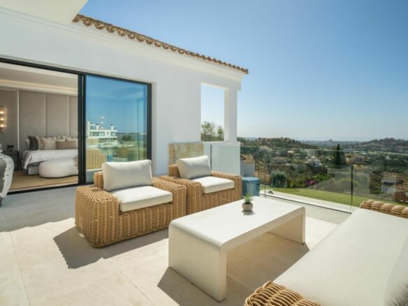 🏡✨ UNIQUE LUXURY VILLA WITH UNPARALLELED VIEWS IN EL HERROJO 🌴🌊
