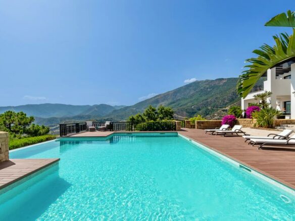 For Sale: Modern Villa – 1st Line Golf in La Zagaleta ⛳🏡
