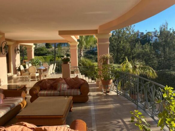 🏠 Benahavis Luxury Mansion for Sale and Rent 🌟🌊 Fantastic Sea & Golf Views 🏌️‍♂️
