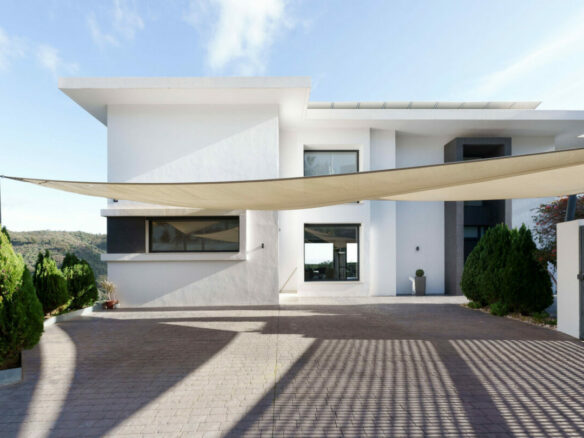 For Sale 🏡 MODERN VILLA IN LOMAS DE LA QUINTA, BENAHAVIS 🌴