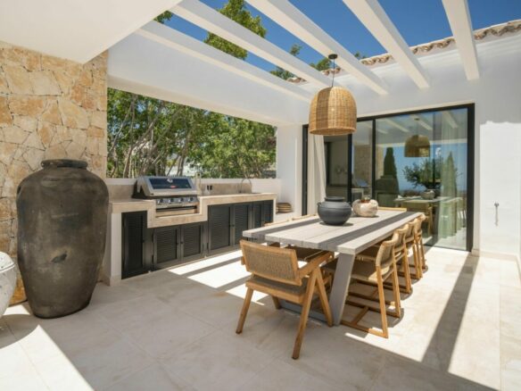 🏡✨ UNIQUE LUXURY VILLA WITH UNPARALLELED VIEWS IN EL HERROJO 🌴🌊