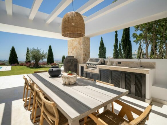 🏡✨ UNIQUE LUXURY VILLA WITH UNPARALLELED VIEWS IN EL HERROJO 🌴🌊
