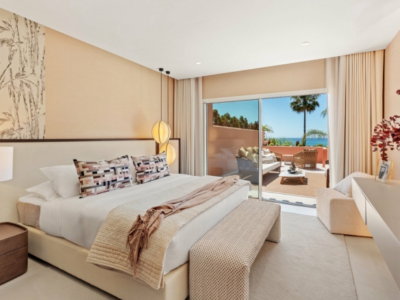 For Sale 🌟 Beachfront –  4Bedroom Penthouse 🌟 Gated  -Turnkey