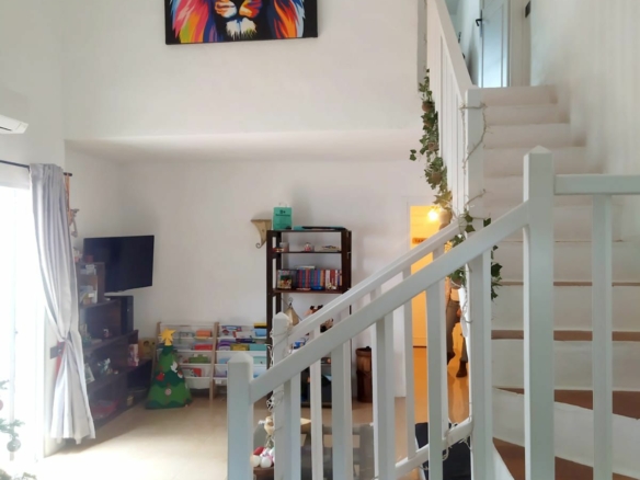 Bargain – New Golden Mile  🏠 3 Bedrooms Townhouse for Sale