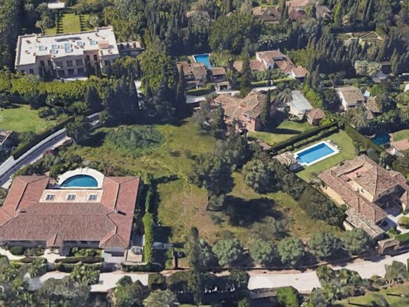 For sale – Marbella Golden Mile – Large Sea view Plot with Development Potential