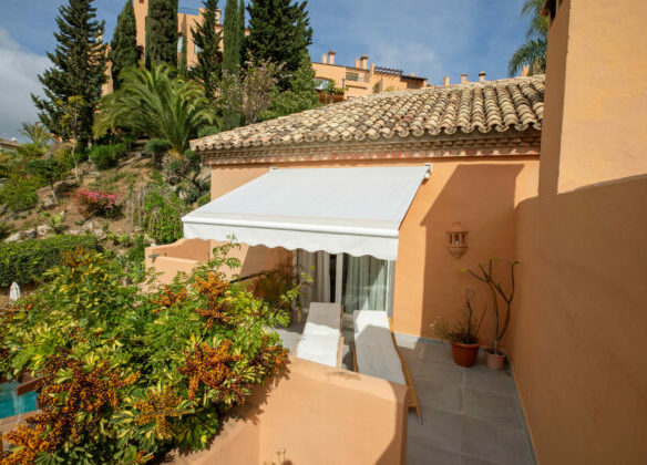 Los Belvederes 🏙️ 3B Penthouse for Sale in Nueva Andalucia, Marbella 🌅