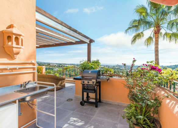 Los Belvederes 🏙️ 3B Penthouse for Sale in Nueva Andalucia, Marbella 🌅