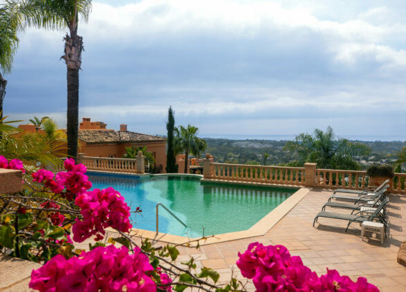 Los Belvederes 🏙️ 3B Penthouse for Sale in Nueva Andalucia, Marbella 🌅
