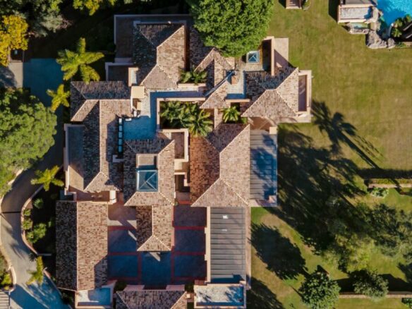 Rent 🏠 Villa El Mirador  Cascada de Camoján – Marbella – Spain
