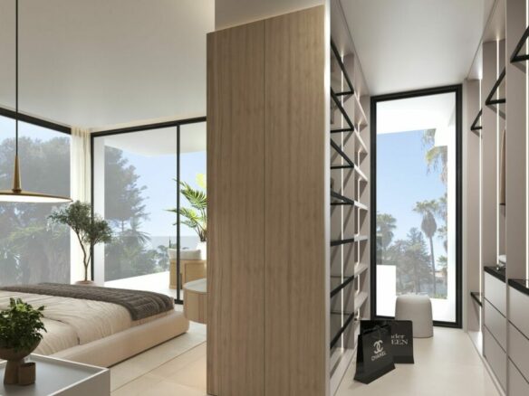 🌟 Impressive Beachside Villa with Panoramic Views in San Pedro de Alcántara 🌟