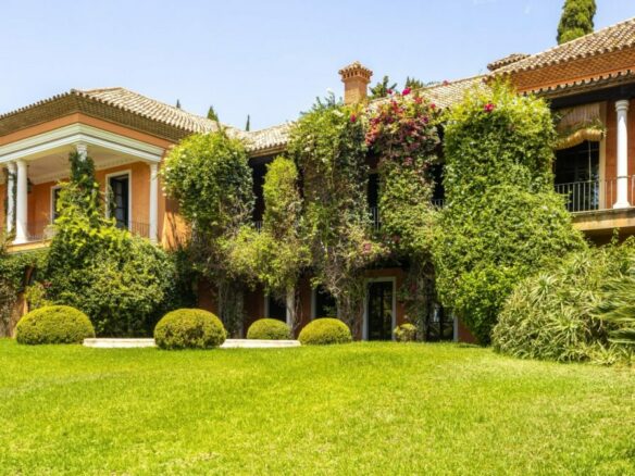 For Rent –  Moorish Palatial Mansion – Park like Gardens