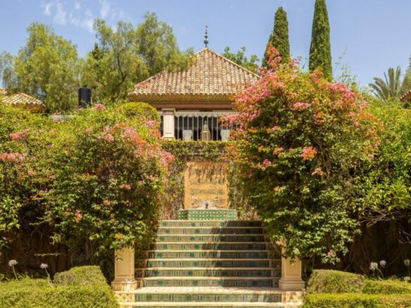 For Rent –  Moorish Palatial Mansion – Park like Gardens