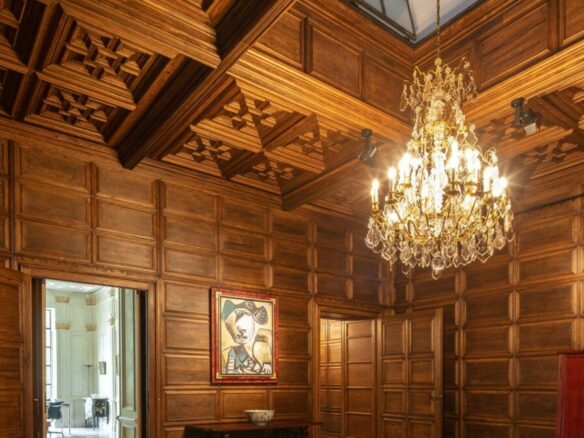 For Rent –  Moorish Palatial Mansion – Park like Gardens
