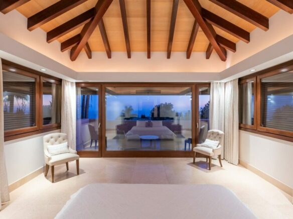 Rent 🏠 Villa El Mirador  Cascada de Camoján – Marbella – Spain