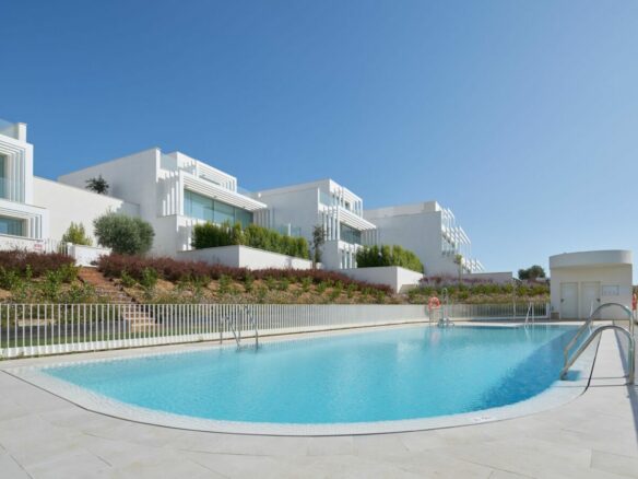 🏡 Great Deal 🏡✨ Semi Detached House in San Roque ✨