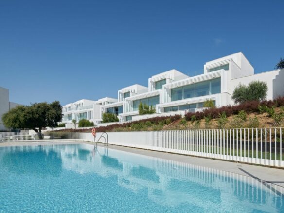 🏡 Great Deal 🏡✨ Semi Detached House in San Roque ✨