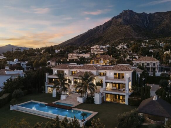 OFF MARKET – Turnkey Luxury Mansion for Sale in Sierra Blanca 🌟🏡
