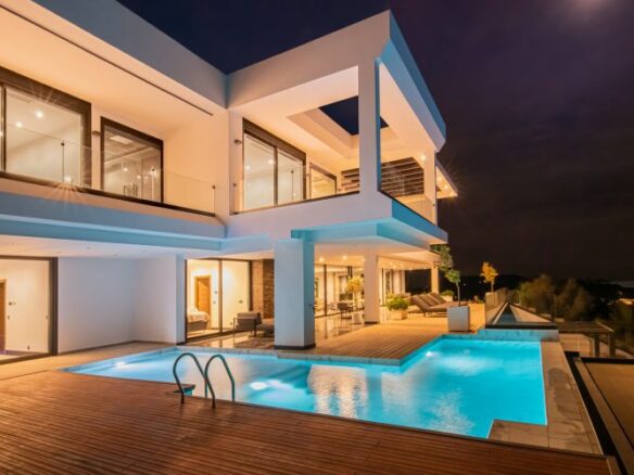 For Rent 🏡 Stunning Villa in Marbella Golf Club Resort, Benahavís.🏡 🌟 Sea Views – Gated