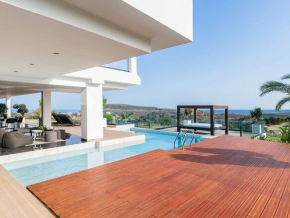 For Rent 🏡 Stunning Villa in Marbella Golf Club Resort, Benahavís.🏡 🌟 Sea Views – Gated
