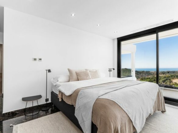 For Rent 🏡 Stunning Villa in Marbella Golf Club Resort, Benahavís.🏡 🌟 Sea Views – Gated