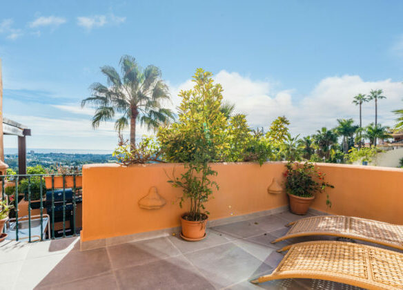Los Belvederes 🏙️ 3B Penthouse for Sale in Nueva Andalucia, Marbella 🌅