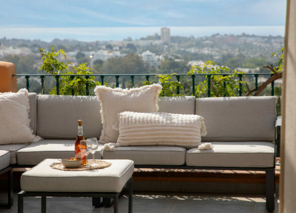 Los Belvederes 🏙️ 3B Penthouse for Sale in Nueva Andalucia, Marbella 🌅