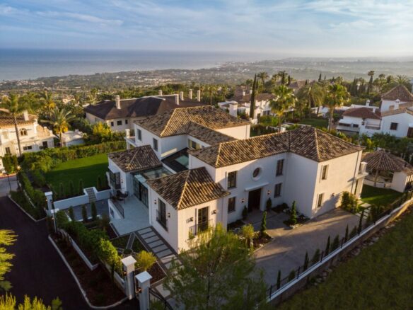 SOLD🏡  exceptional 6-bed Sea View villa in Sierra Blanca, Marbella!