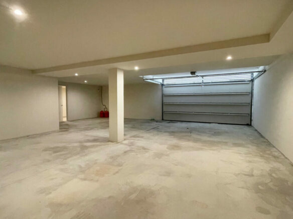 For sale 🏡 Modern 5B Villa in Marbella’s Golden Mile 🏝️