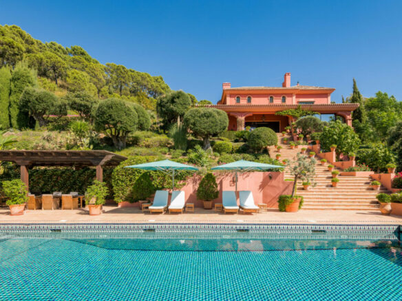 For sale  – Unique Residence in La Zagaleta, Benahavis 🌟