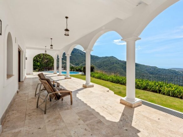 🔻 Reduced Price – For Sale 🏠 Villa Shangri-La – Monte Mayor | Benahavis 🌟