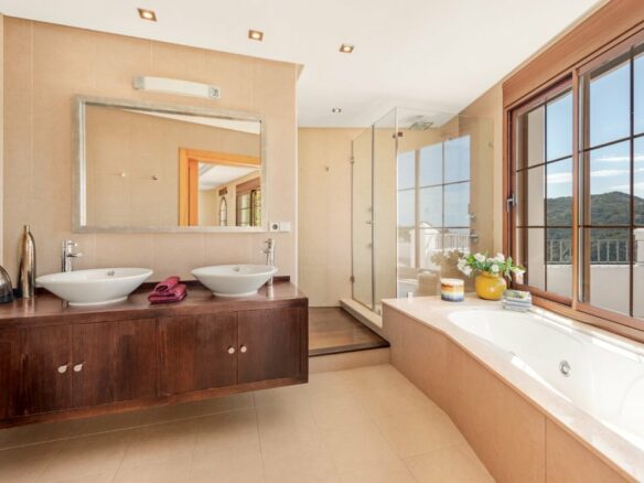 🔻 Reduced Price – For Sale 🏠 Villa Shangri-La – Monte Mayor | Benahavis 🌟