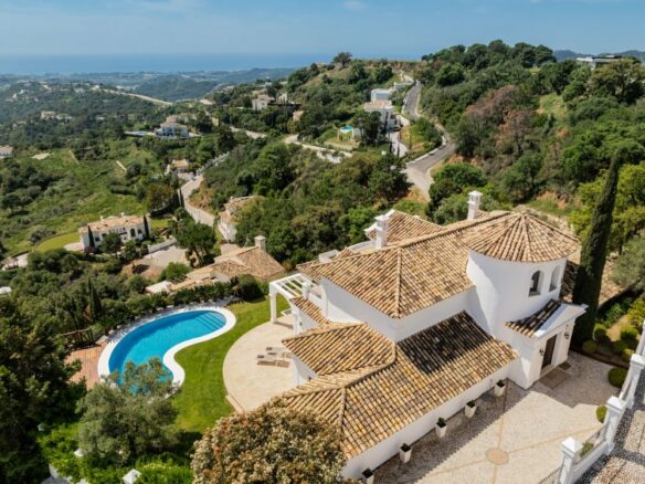 🔻 Reduced Price – For Sale 🏠 Villa Shangri-La – Monte Mayor | Benahavis 🌟