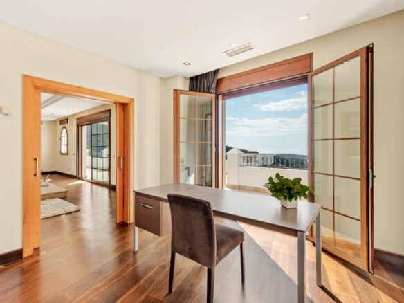 🔻 Reduced Price – For Sale 🏠 Villa Shangri-La – Monte Mayor | Benahavis 🌟