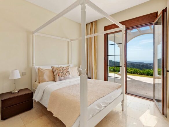 🔻 Reduced Price – For Sale 🏠 Villa Shangri-La – Monte Mayor | Benahavis 🌟